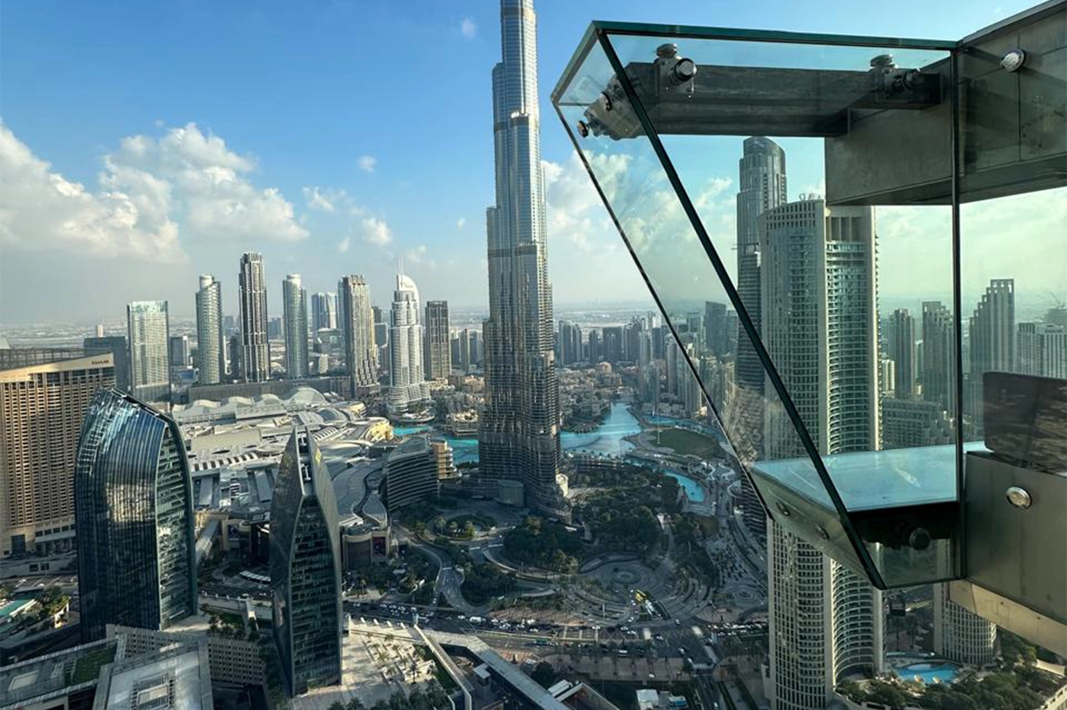 Dubai In Full